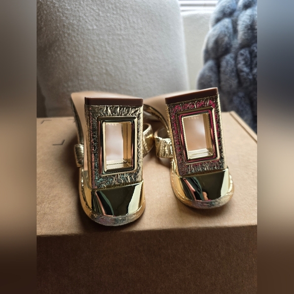 KATY PERRY COLLECTIONS, The  Hollow Sandal, Crinkle.Gold, Size 7, NWOT - Picture 11 of 14